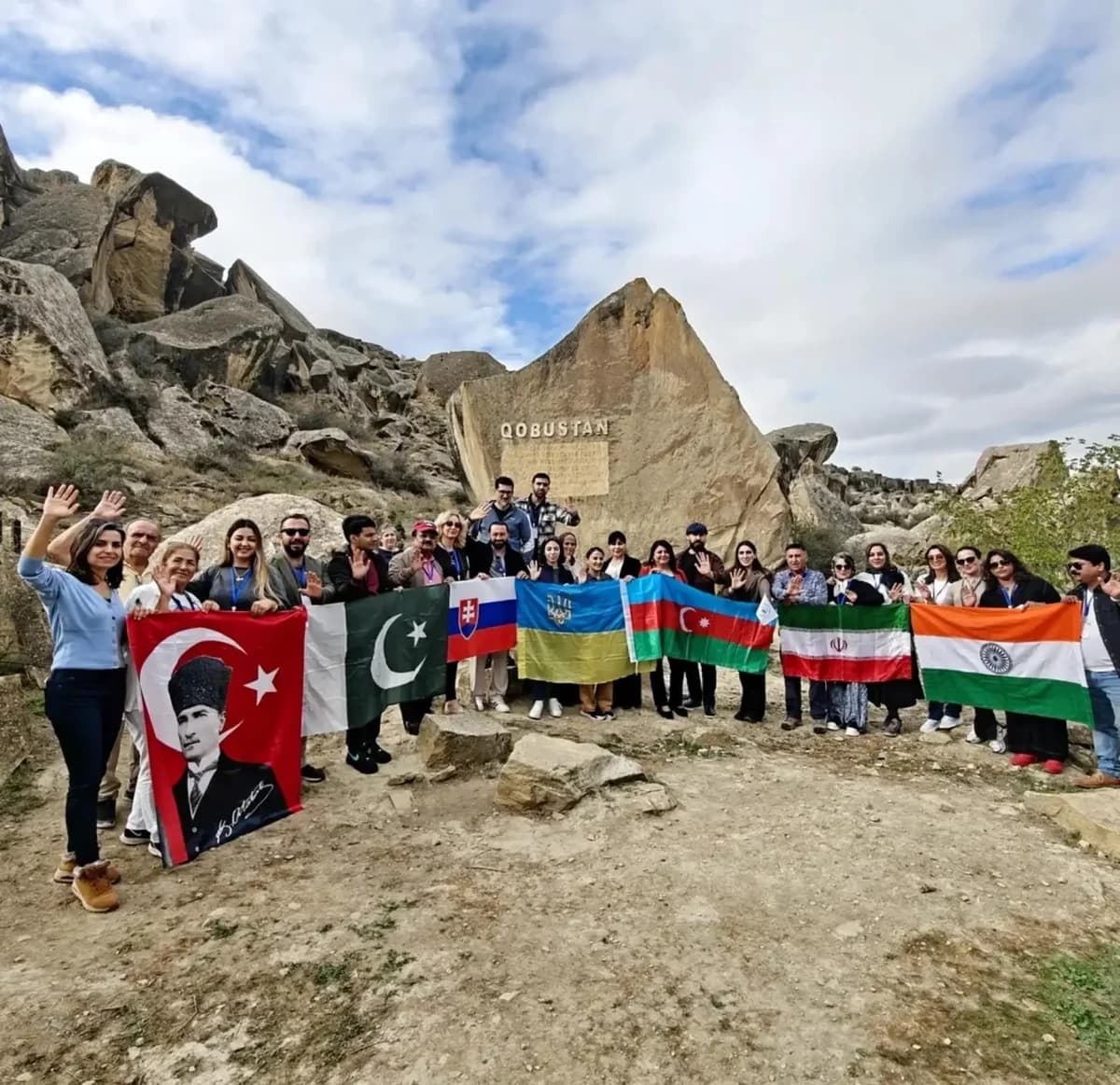Baku: Gobustan Mud Volcanoes Temple & Entry tickets included