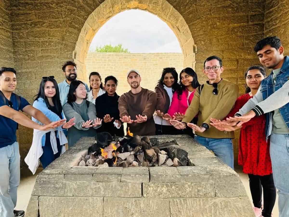 Baku: Gobustan-Absheron-Ezraider Tour Off-Road Fee/Lunch Inc