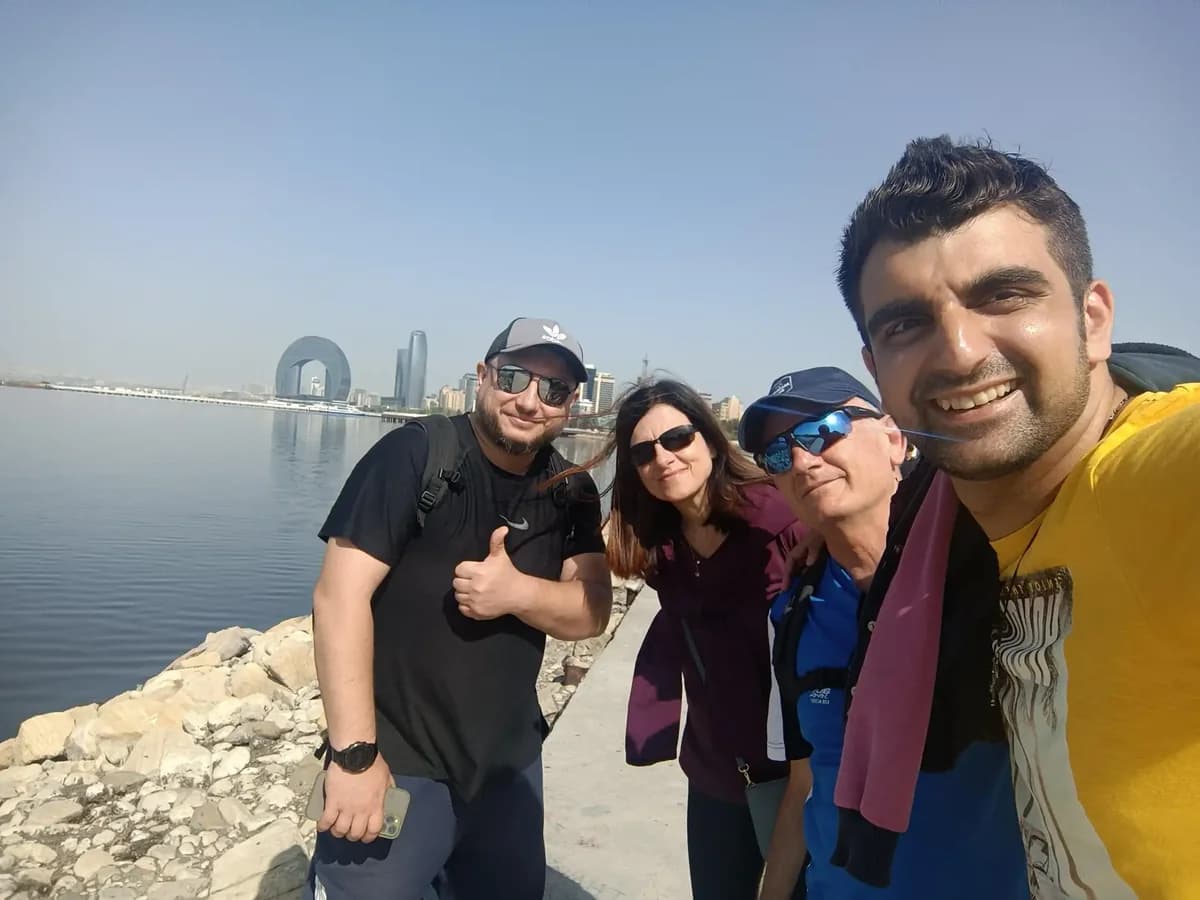 Bakı piyada turu: İçərişəhər və müasir Bakı — bir marşrutda iki üz