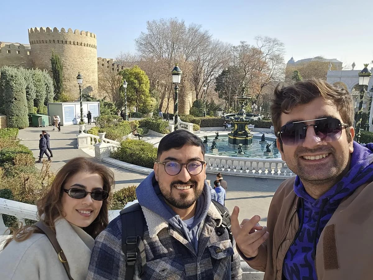 Bakı piyada turu: İçərişəhər və müasir Bakı — bir marşrutda iki üz