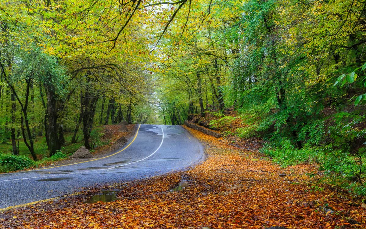 Baku: lago rosa, Khinalig, Quba e montagne «candy cane» — off-road e pranzo